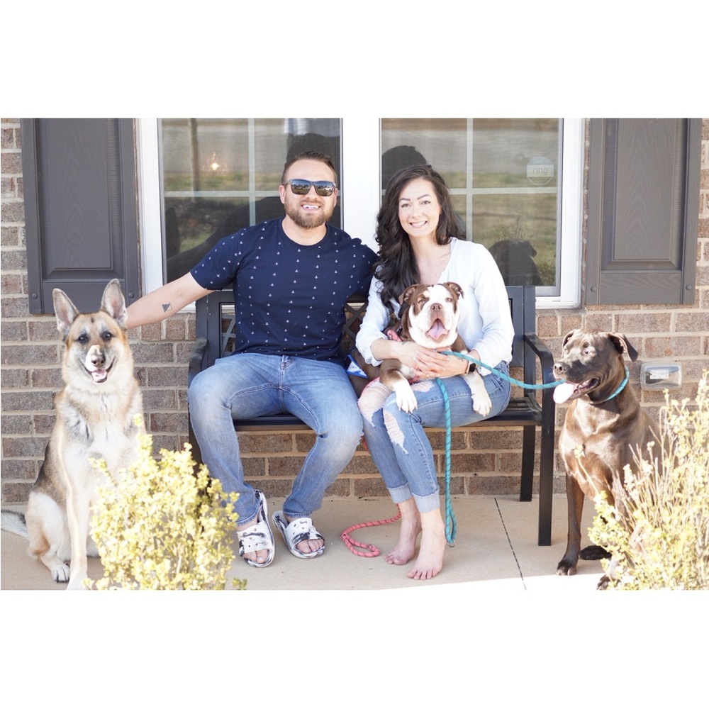 UPSTATETHREAD LISA IS LIVE 🥳 on the ULTIMATE HUG-A-THON 8-9 AM EST 🤗 ☔️ 🌼 - Picture 6 of 6